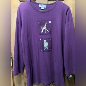 Donna one size purple ribbed sweater top long top zoo trim very good condition